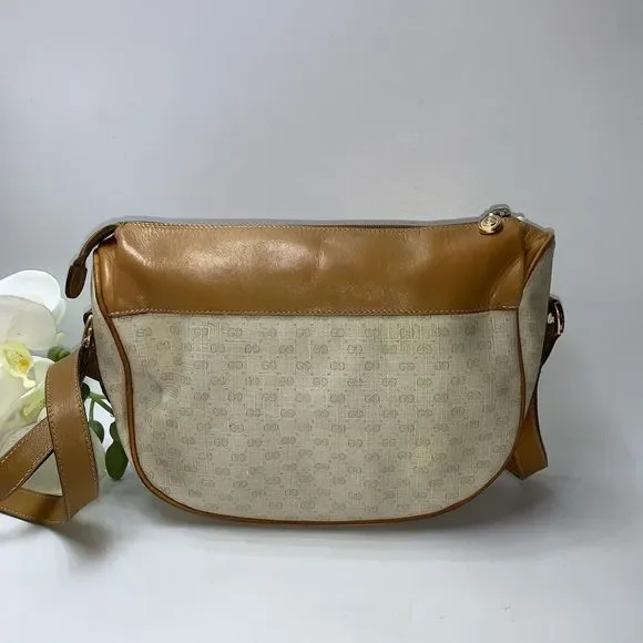 Gucci Tan and Cream Crossbody Bag - Picture 2 of 12
